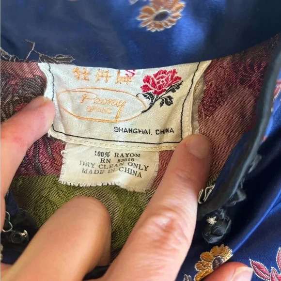 Vintage Peony Kimono Top S/M Made In Shanghai Blue Floral Collectors Costume - Picture 7 of 9